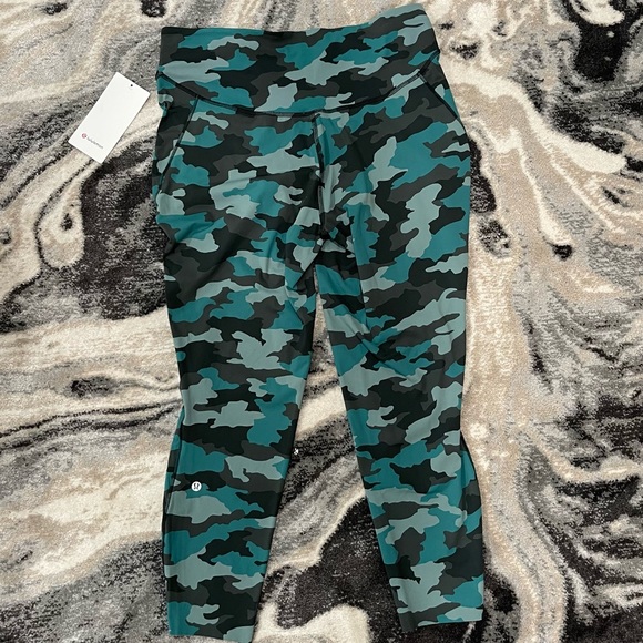 Base Pace HR Tight 25” Lululemon Leggings Women Sizing US Size 16 - Picture 2 of 7